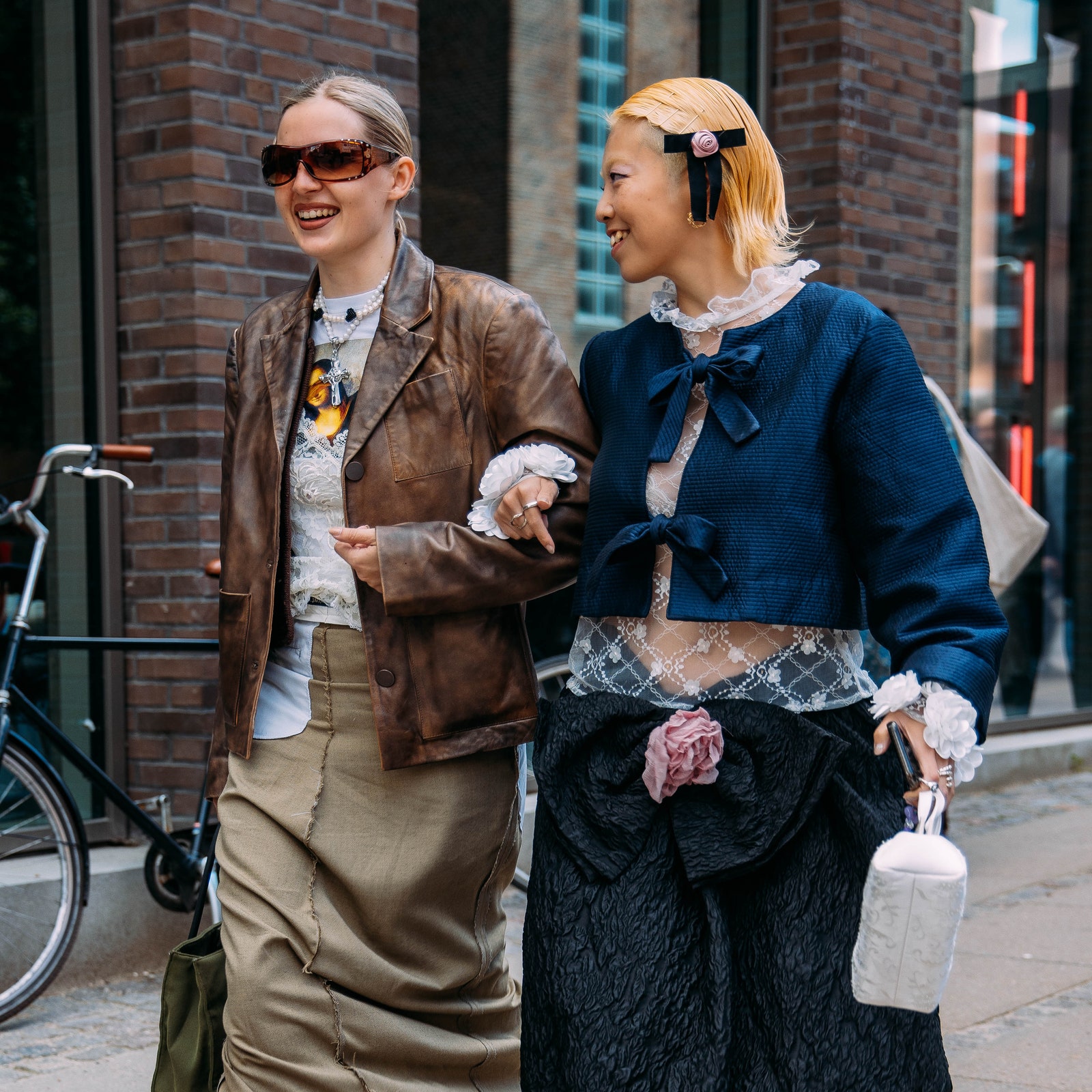 Ballerinas für Cool-Girls: Diese 5 edgy Flats tragen die Streetstyle-Ikonen aus Kopenhagen im Herbst