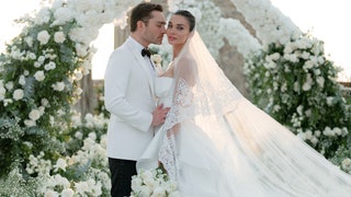 Ed Westwick et Amy Jackson se sont dit “oui” lors d'un mariage frique sur la côte amalfitaine