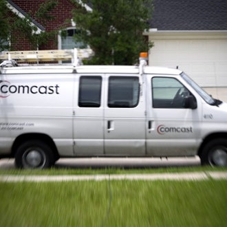 Comcast Suspends Data Cap Temporarily, Will Test New Overage Fees