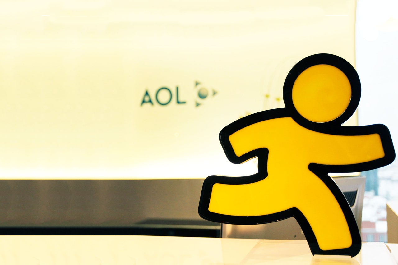 So Long, AIM. For Years, For Millions, You Were the Internet