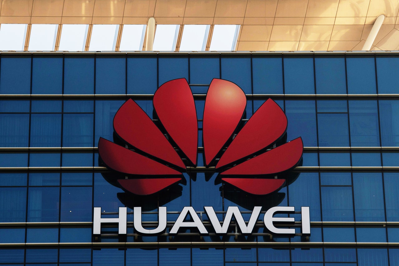 Surprise! Huawei Can Actually Innovate&-and Win Fans