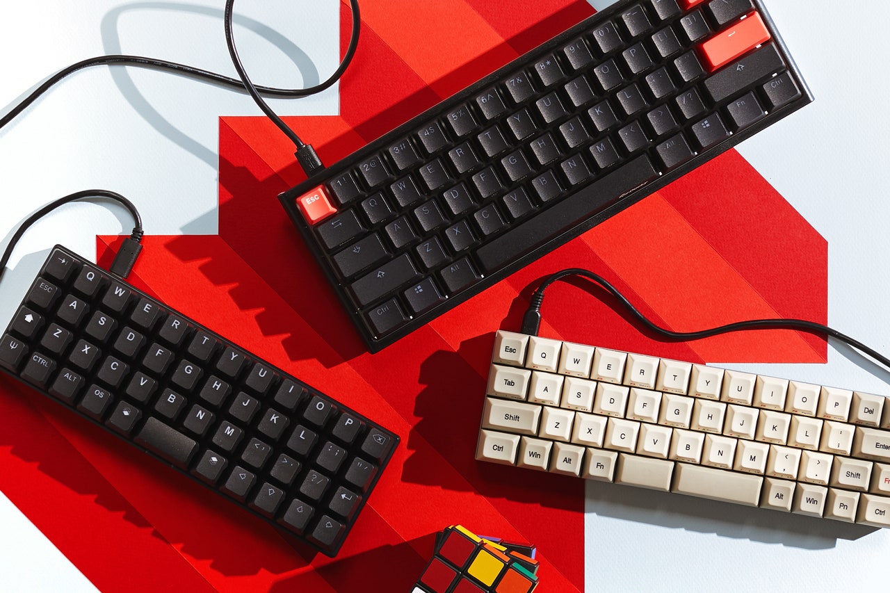 All the Cool Kids Are Using Tiny Clackety Keyboards