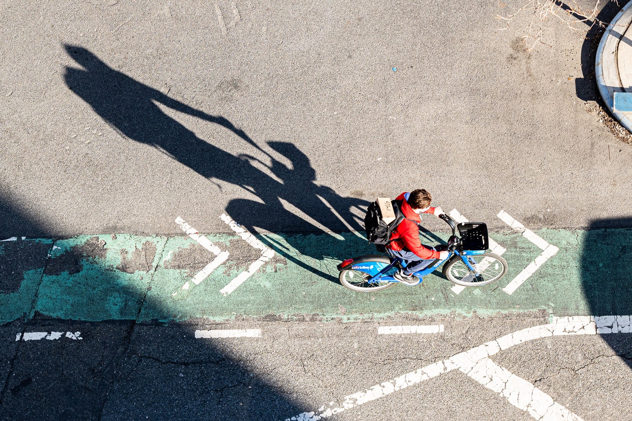 Cities Want Ebikes to Stay in Their Lane&-but Which One?