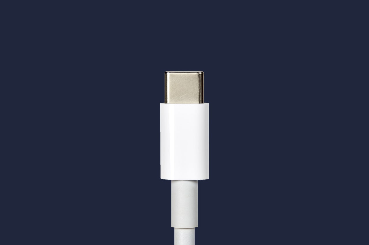 New EU Rules on USB-C Charging Could Force an iPhone Redesign