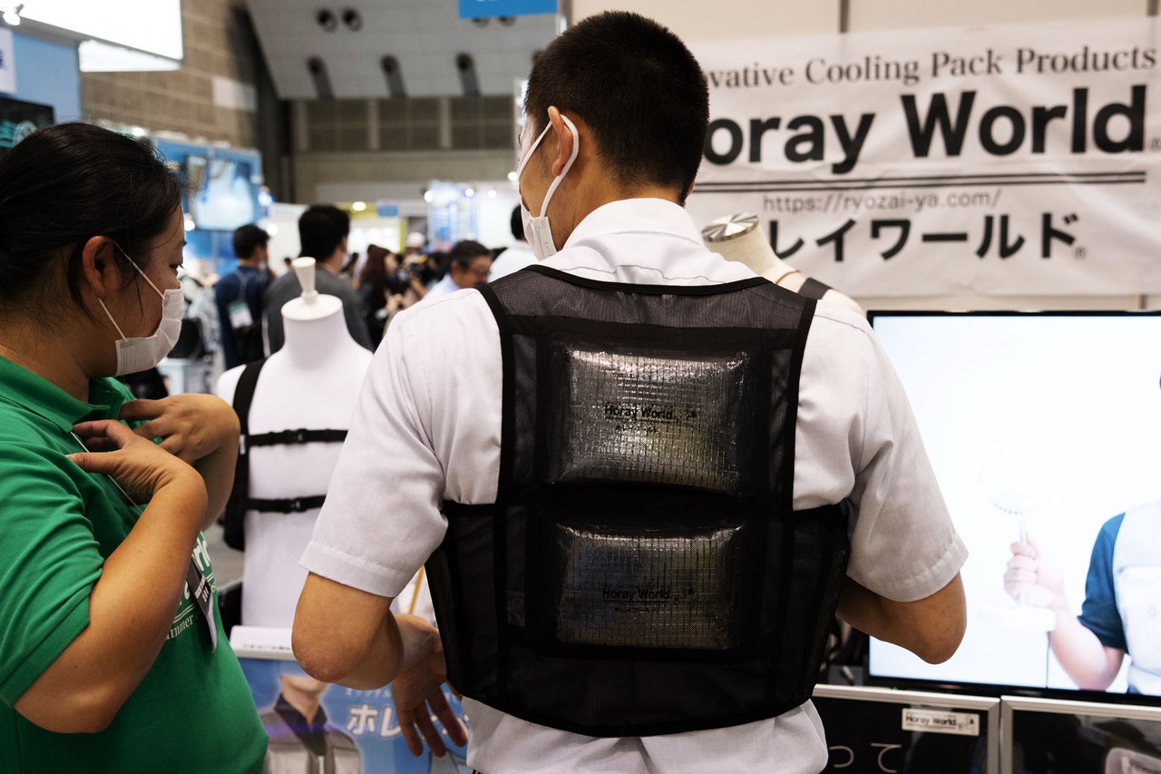 The World’s Workers Are Donning Cooling Vests to Battle Record Heat Waves