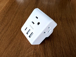 OneBeat Travel Adapter