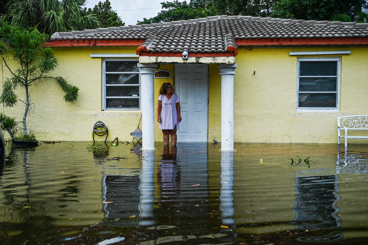 Your Guide to Surviving Extreme Weather