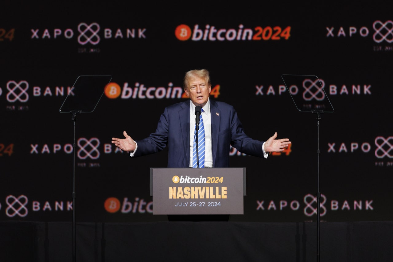 Impersonators Take Advantage as the Trumps Dawdle Over Crypto Reveal