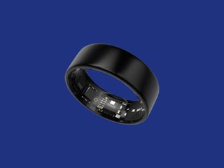 Oura Ringが2015年にデビューして以来、スマートリングの人気は高まった。シンプルで控えめなスマートリングを探していて、月額サブスクリプション料金を払いたくないなら、Ultrahuman「Ring AIR」は素晴らしい選択肢だ。 ...