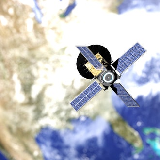 AIを搭載した超小型衛星が、宇宙から山火事を見つけ出す