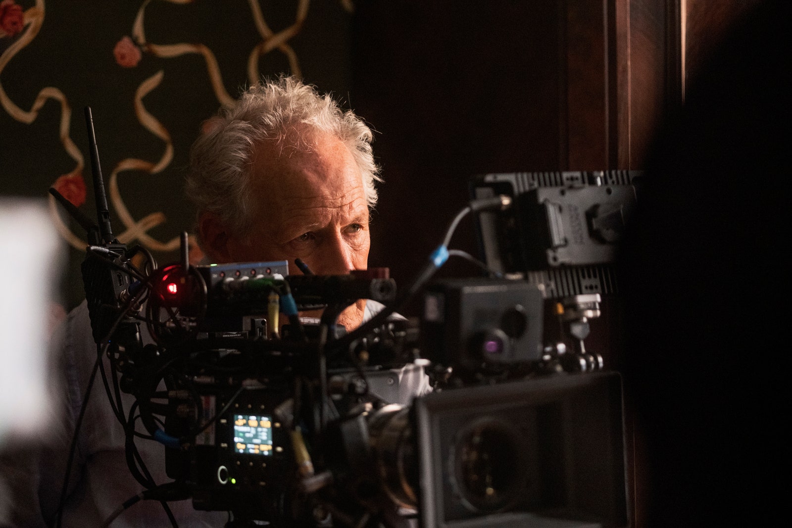 映画『フェラーリ』マイケル・マン監督インタビュー：「自分に疑問を抱き、葛藤する人物にこそ生まれるドラマを描きたい」