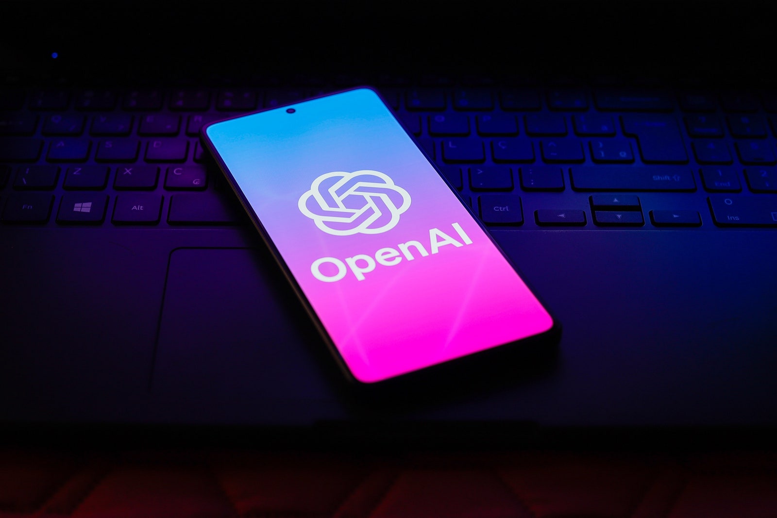 OpenAIが「GPT-4o mini」を発表、小型AIモデルで低コスト化を加速