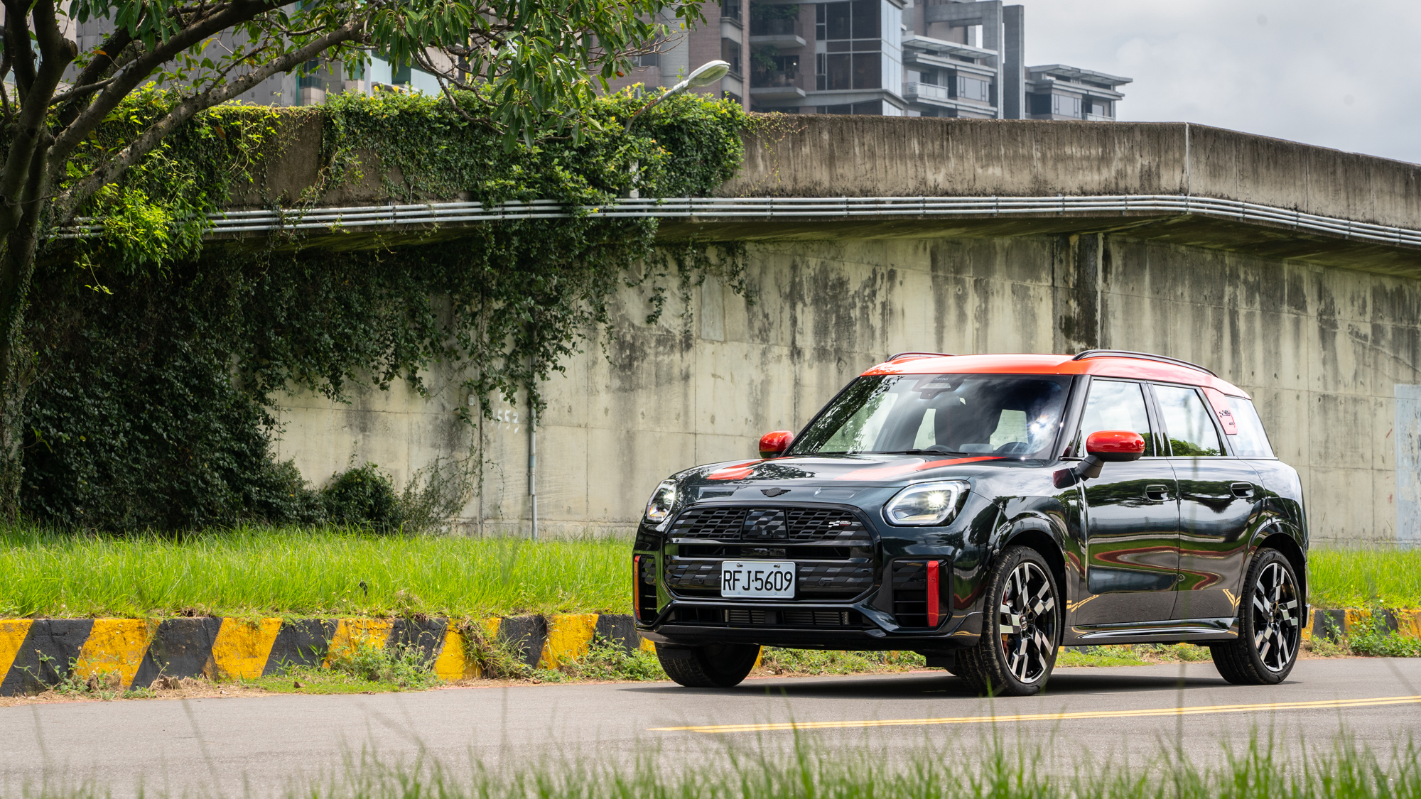 最悍的鄉村人！Mini JCW Countryman All4 對比兄弟魅力更具