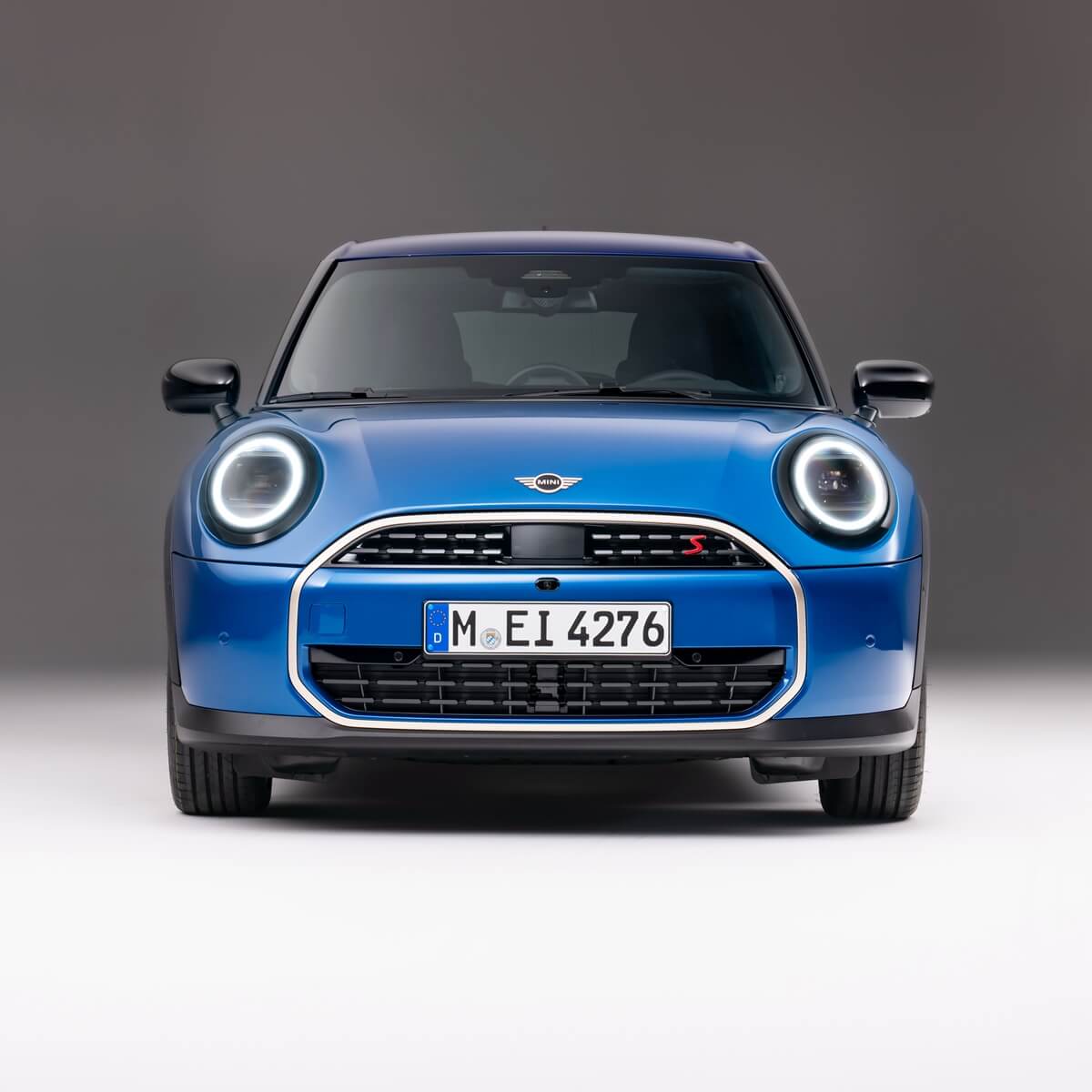 P90553904_highRes_mini-cooper-s-5-door.jpg