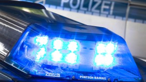 Sperrung auf A5 sorgt für 14 Kilometer langen Stau