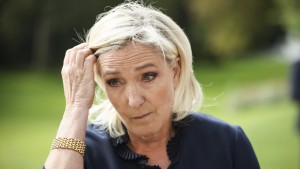 Hat Marine Le Pen EU-Gelder veruntreut?