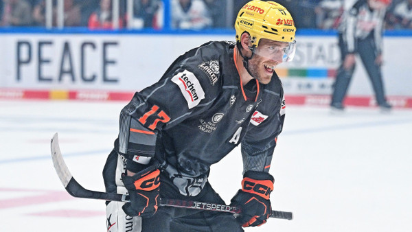 Durchpusten auf dem Eis: Carter Rowney