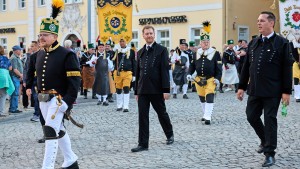 Kretschmer kämpft gegen die Wut der Sachsen