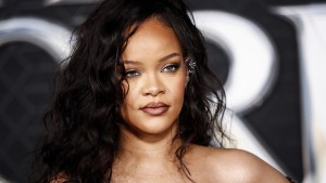 Superstar Rihanna veröffentlicht erstes Video ihres Sohns