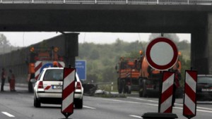 Nach Unfall: A2 bleibt in Richtung Berlin gesperrt