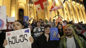 Georgisches Parlament beschließt umstrittenes „russisches Gesetz“