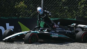 Formel-1-Talent Antonelli crasht Mercedes