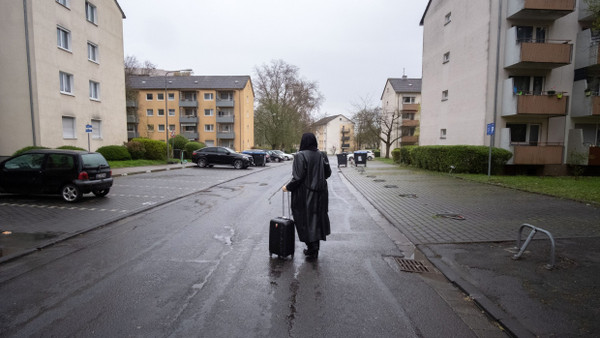 Zur Sicherheit: Bis die Evakuierungszone in Wiesbaden geräumt war, hat es länger gedauert als geplant. Foto Marcus Kaufhold