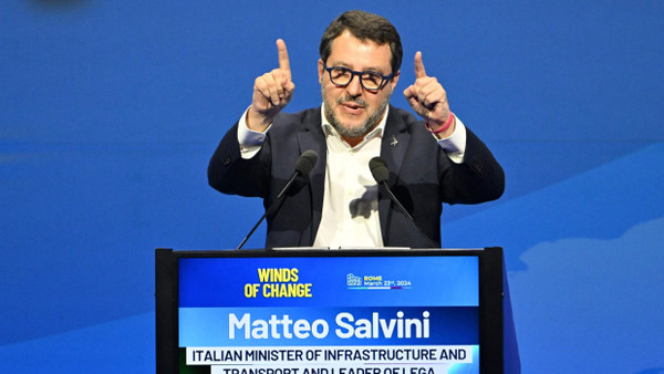 Lega-Chef Matteo Salvini am 23. März 2024 in Rom beim Treffen der Fraktion Identität und Demokratie im Europaischen Parlament