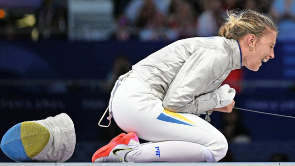 Nach elf Stunden Wettkampf: Olha Charlan darf über die Bronzemedaille jubeln.