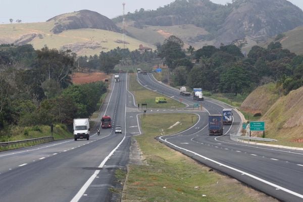 Duplicação da BR-101/ES/BA (Trecho Viana a Guarapari) e entrega dos viadutos de Amarelos (321) e Guarapari (335)