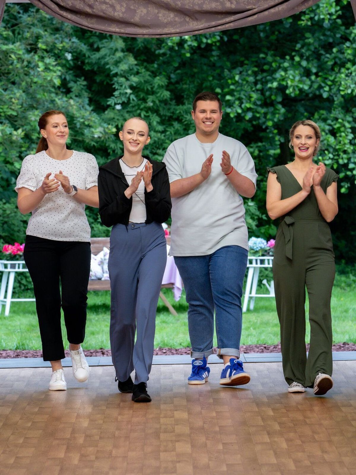 Die vier Halbfinalist:innen Sibylle, Anna-Lisa, Patrik und Sandra bei "Das große Backen" 2024