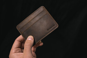 Thorum Expands Its Handcrafted Legacy with the Launch of "The Martin" Leather Wallet