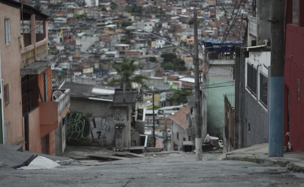 Trabalho de base e demagogia