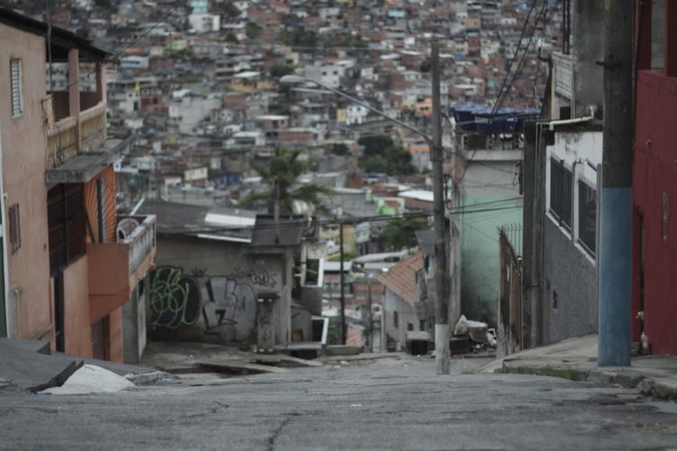 Trabalho de base e demagogia