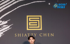 SHIATZY CHEN 2025春夏巴黎大秀 彭千祐、炎亞綸以東方書畫節奏劃開本季序幕