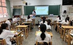 「大手廉小手」清廉教育首度邁入屏縣高中校園