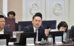 蘇俊賓關注減廢、私建築效能提升 卓榮泰讚賞納入淨零建築研議