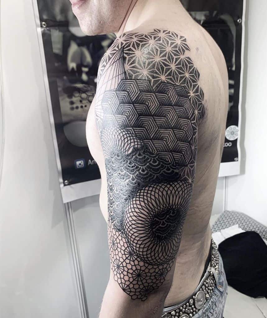 24+ Upper Arm Tattoo Designs For Men