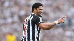 Hulk, ídolo do Atlético, em ação pelo clube mineiro ao fim de 2024 - Crédito: 