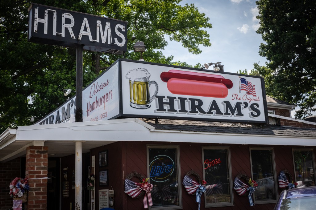 Hiram's in Fort Lee was a favorite of Anthony Bourdain.