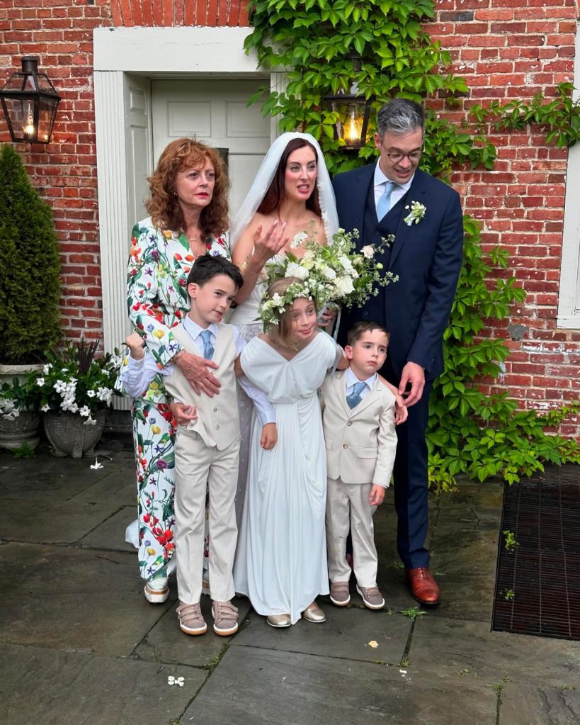 Eva Amurri with her family at her wedding