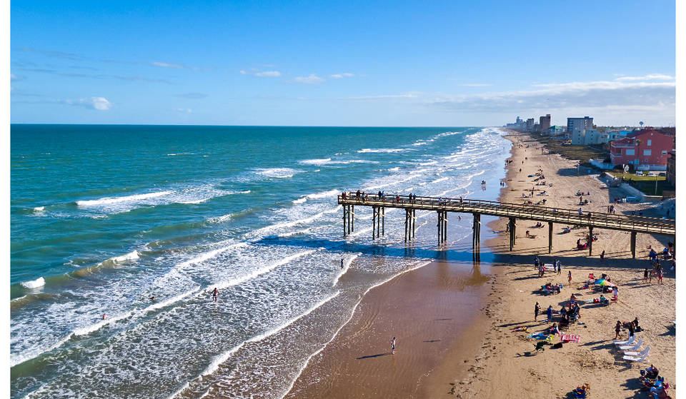 10 Breathtaking Texas Beaches To Swim, Surf, And Catch Some Sun In The Sand