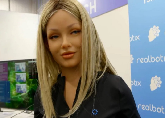 Aria, Robot Humanoid Keren yang Bikin Heboh di CES 2025