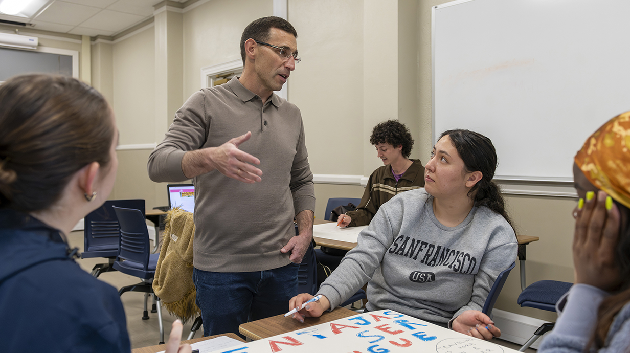 Inaugural Faculty Laureate Hopes to Help Bilingual Mississippians | Ole ...