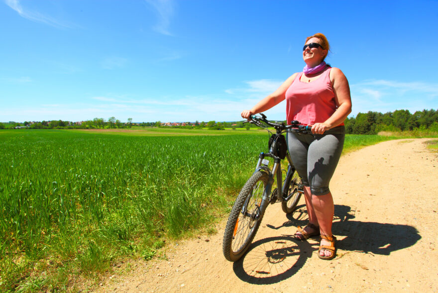 sZalety treningu rowerowego dla osób z nadwagą