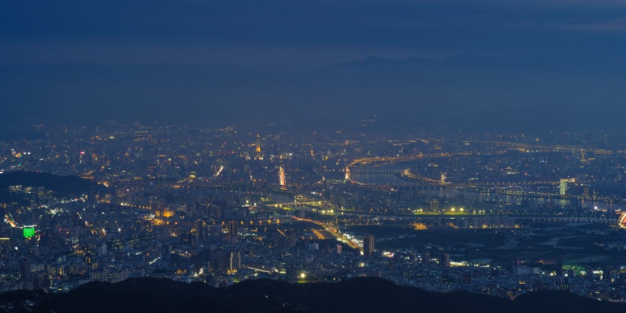 文化大學後山夜景