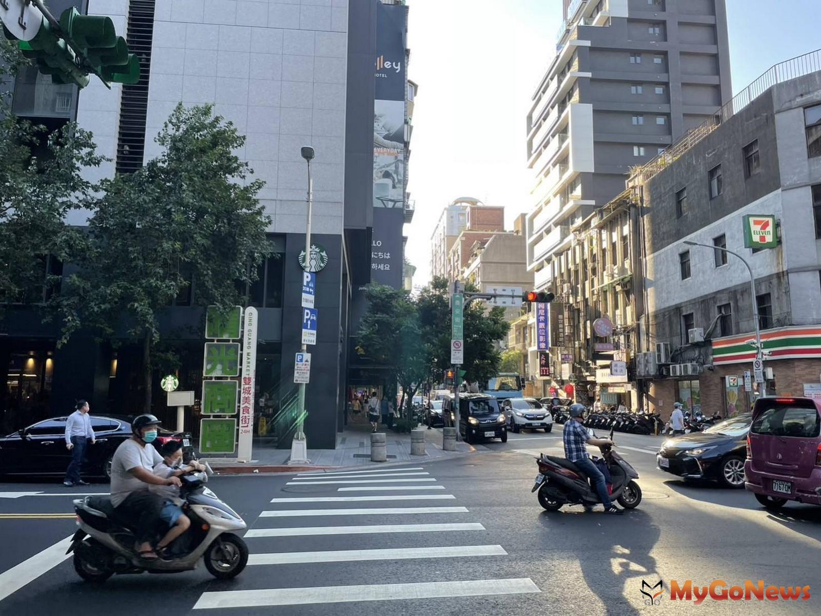 東森房屋中山民權捷運加盟店店東黃志圖表示，中山區商業活絡、機能成熟，居住需求熱絡，即使未來購屋民眾有置換、出租或轉手需求，也都能輕鬆實現(圖為中山區街景，東森房屋提供) MyGoNews房地產新聞 市場快訊