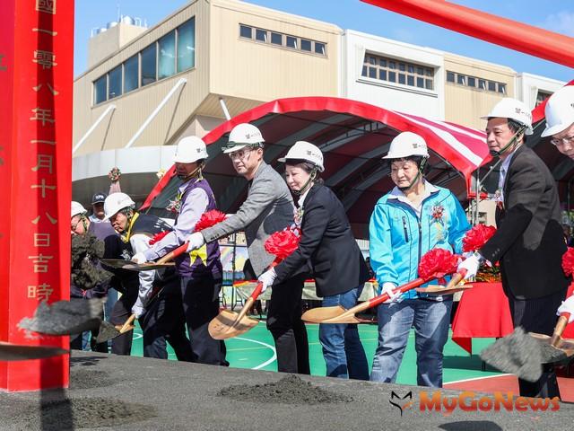 盧秀燕 主持豐原南陽國小老舊校舍重建動土