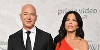 Em maio, Bezos pediu Lauren em casamento a bordo do Koru e deu a ela um anel de noivado de R$ 12 milhões Foto: Karwai Tang/WireImage