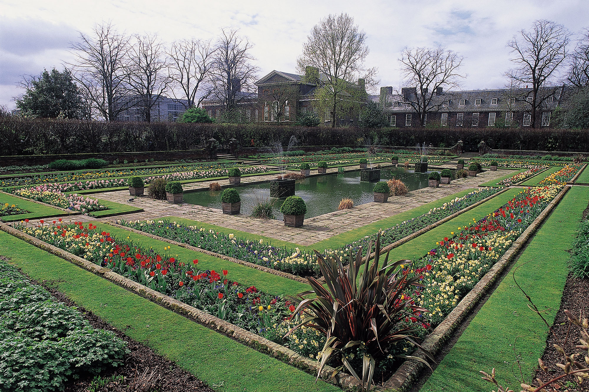 The Sunken Garden, Kensington Palace. 